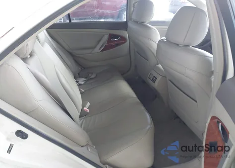 2008 Toyota Camry Xle z USA, uszkodzony, nr VIN 4T1BE46K08U733496